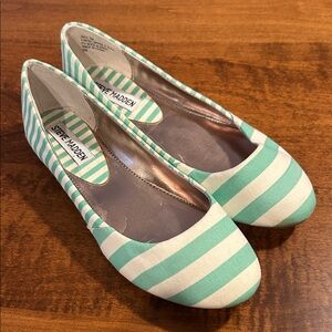 Steve Madden Mint Striped Women's Flats, Size 6M
